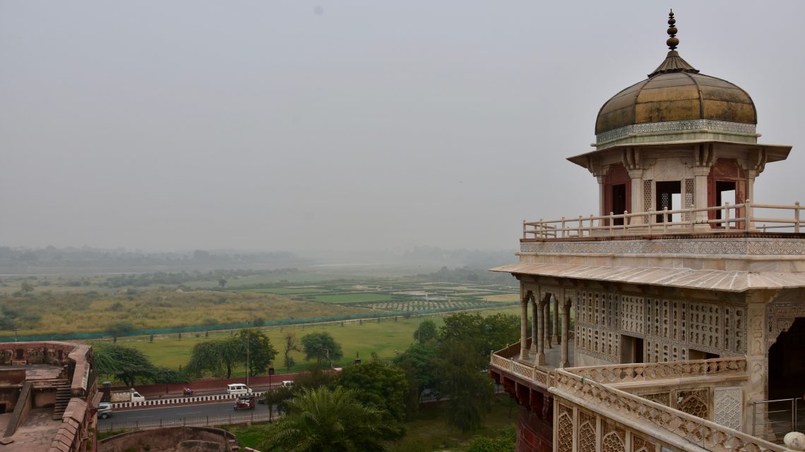 Ein anderer Blick. Orte die viel zu bieten haben. Optisch und mental – Agra und Rishikesh